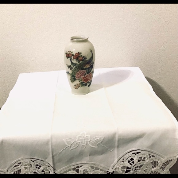 Vintage Porcelain Vase - Picture 3 of 4